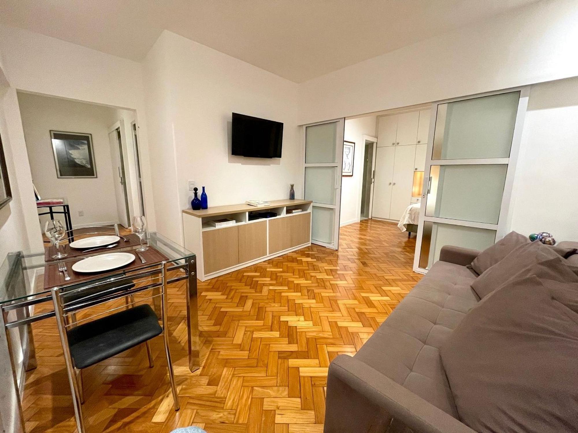 Reformado E Charmoso Proximo A De Ipanema! Apartamento